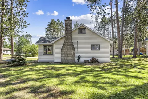 207 Lakeview Dr, Roscommon, MI 48653 photo 6