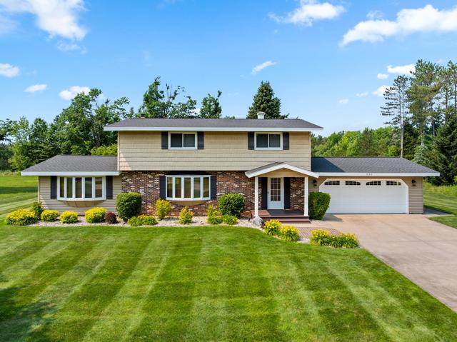 230 Crestwood Dr, Gaylord, MI 49735