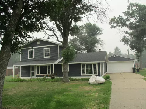 623 E M-72, Grayling, MI 49738 photo 2