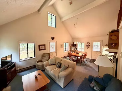 110 Crooked Oak Ct, Roscommon, MI 48653 photo 8