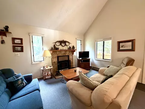 110 Crooked Oak Ct, Roscommon, MI 48653 photo 7