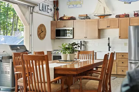 Kitchen - 103 Cooke Ave, Roscommon, MI 48653 photo 5 of 6