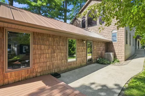 Exterior - 103 Cooke Ave, Roscommon, MI 48653 photo 13 of 14