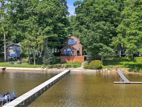 103 Cooke Ave, Roscommon, MI 48653