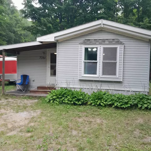 7351 Larkspur Dr, Mancelona, MI 49659