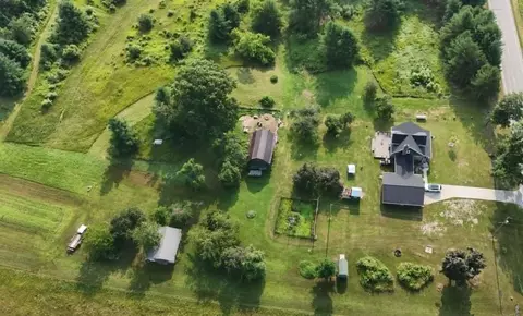 2013 E Ritchie Rd, Lincoln, MI 48742