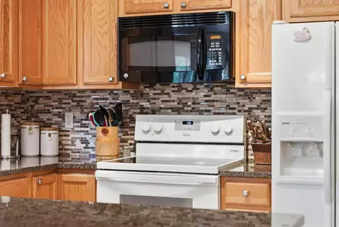 Kitchen - 4040 N Markey Rd, Roscommon, MI 48653 photo 5 of 5