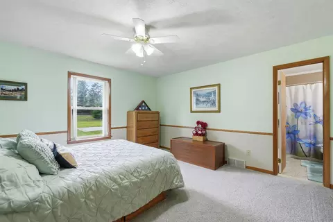 Bedroom - 4040 N Markey Rd, Roscommon, MI 48653 photo 2 of 3