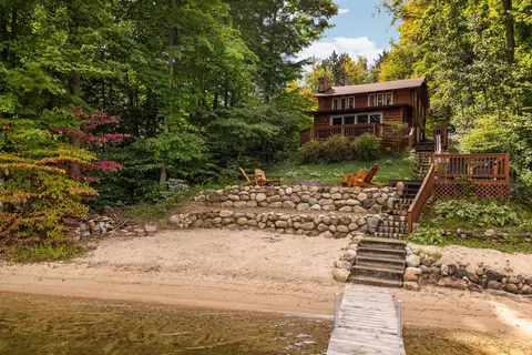 1598 Shallow Shores Dr, Gaylord, MI 49735