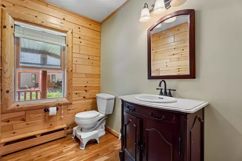 Bath - 719 Wright Rd, Grayling, MI 49738 photo 3 of 8
