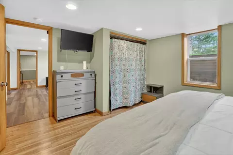 Bedroom - 6440 Richard Rd, Grayling, MI 49738 photo 8 of 8