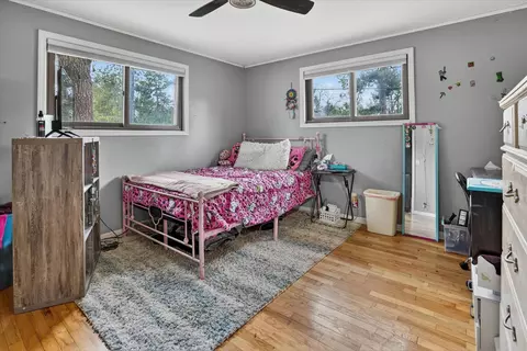 Bedroom - 6440 Richard Rd, Grayling, MI 49738 photo 3 of 8