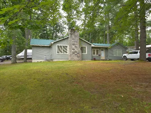 14507 Clark St, Atlanta, MI 49709