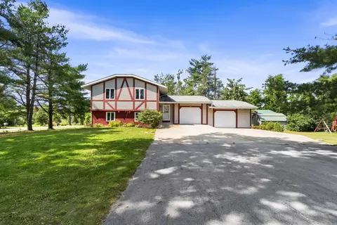 4038 Twin Oak Rd, Gaylord, MI 49735