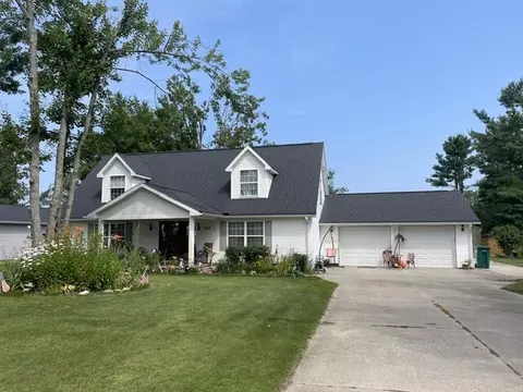 1820 Suisse Ln, Gaylord, MI 49735