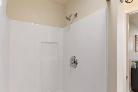 Bath - 6097 Summerside Dr, Alanson, MI 49706 photo 7 of 7
