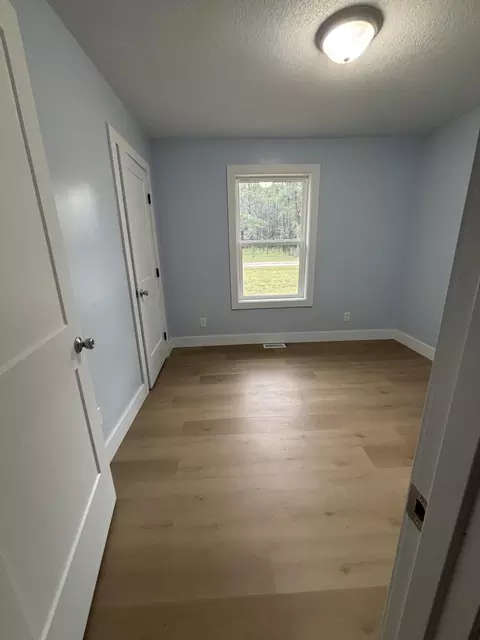 Bedroom - 213 Memory Ln, Roscommon, MI 48653 photo 5 of 6