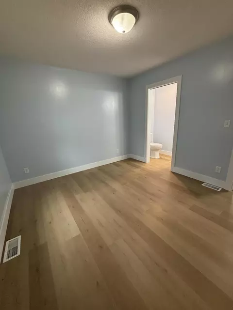 Bedroom - 213 Memory Ln, Roscommon, MI 48653 photo 2 of 6