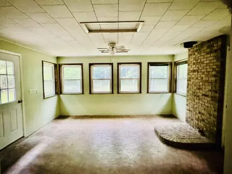 Living - 314 Acre Ct, Roscommon, MI 48653 photo 1 of 3