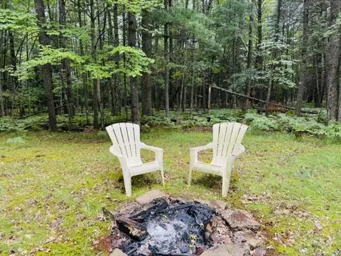Exterior - 314 Acre Ct, Roscommon, MI 48653 photo 3 of 8