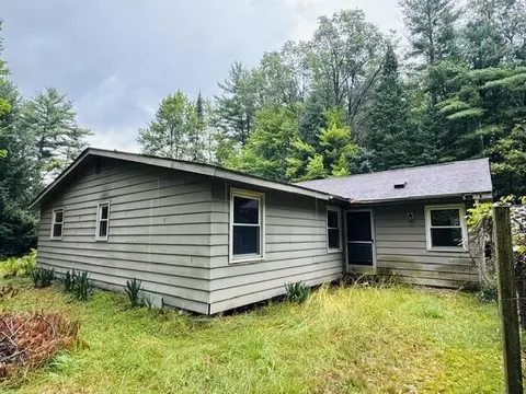 Exterior - 314 Acre Ct, Roscommon, MI 48653 photo 7 of 8