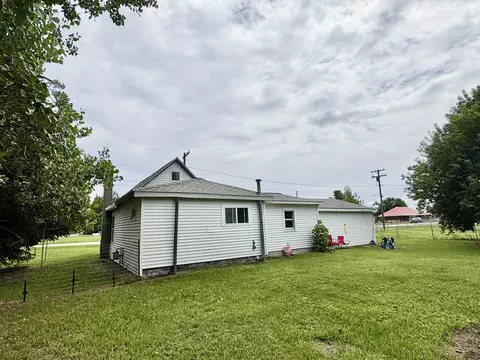 Exterior - 8133 Cheboygan St, Vanderbilt, MI 49795 photo 4 of 7