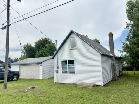Exterior - 8133 Cheboygan St, Vanderbilt, MI 49795 photo 2 of 7