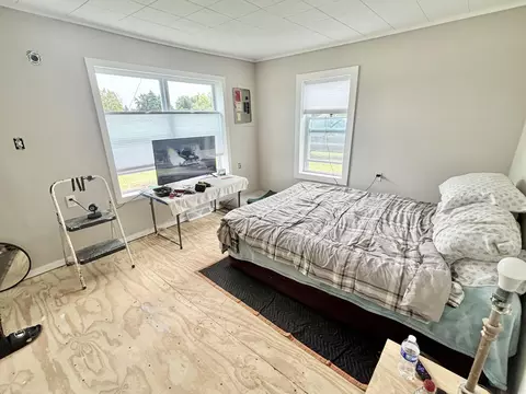 Bedroom - 8133 Cheboygan St, Vanderbilt, MI 49795 photo 2 of 3