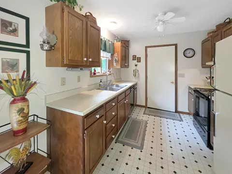 Kitchen - 8059 N Roberts Rd, Frederic, MI 49733 photo 1 of 3