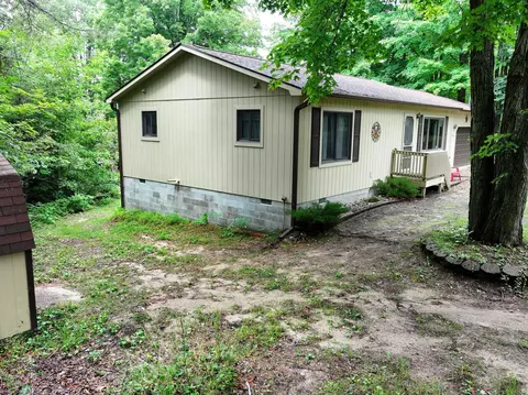 Exterior - 8059 N Roberts Rd, Frederic, MI 49733 photo 4 of 9