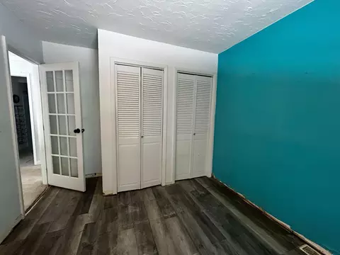 Bedroom - 11154 White Ash Trl, Vanderbilt, MI 49795 photo 3 of 3