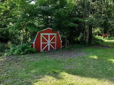 Exterior - 7623 Randolph St, Vanderbilt, MI 49795 photo 7 of 8