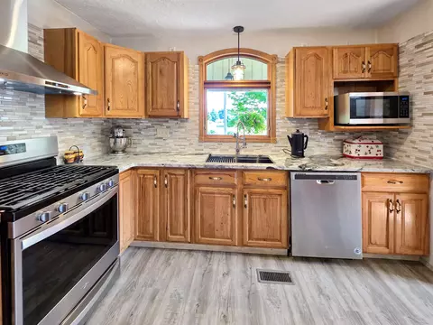 Kitchen - 7623 Randolph St, Vanderbilt, MI 49795 photo 1 of 4