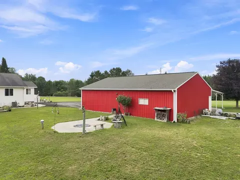 Exterior - 8099 Greenwood Rd, Gladwin, MI 48624 photo 9 of 18
