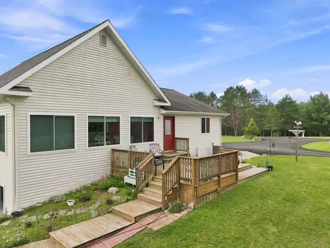 Exterior - 8099 Greenwood Rd, Gladwin, MI 48624 photo 7 of 18