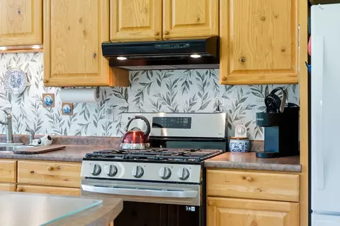 Kitchen - 8099 Greenwood Rd, Gladwin, MI 48624 photo 3 of 5