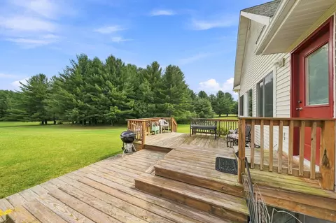 Exterior - 8099 Greenwood Rd, Gladwin, MI 48624 photo 15 of 18