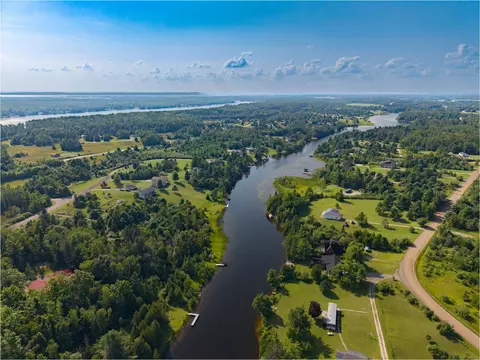 View/Area - 4849 Betterly Dr, Cheboygan, MI 49721 photo 8 of 11