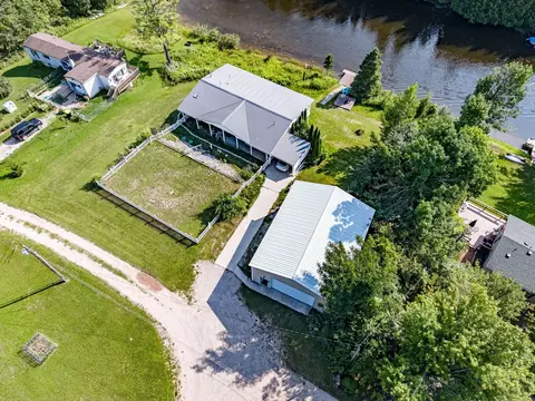 View/Area - 4849 Betterly Dr, Cheboygan, MI 49721 photo 5 of 11