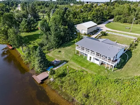 View/Area - 4849 Betterly Dr, Cheboygan, MI 49721 photo 4 of 11