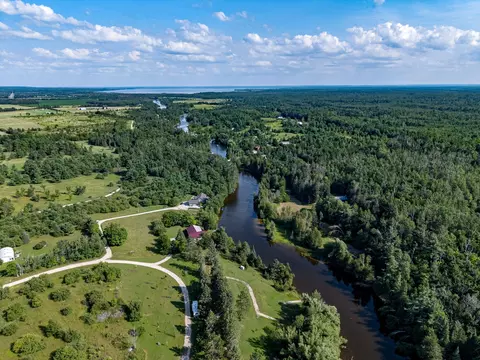 View/Area - 4849 Betterly Dr, Cheboygan, MI 49721 photo 9 of 11