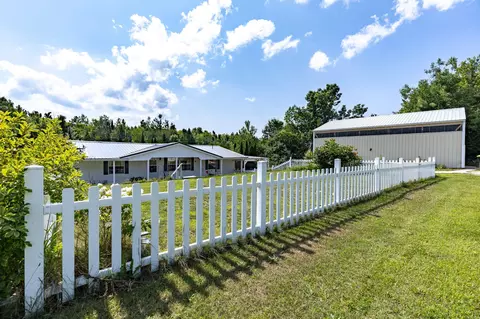 Exterior - 4849 Betterly Dr, Cheboygan, MI 49721 photo 2 of 8