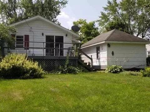 Exterior - 43336 E Huron River Dr, Van Buren, MI 48111 photo 3 of 6