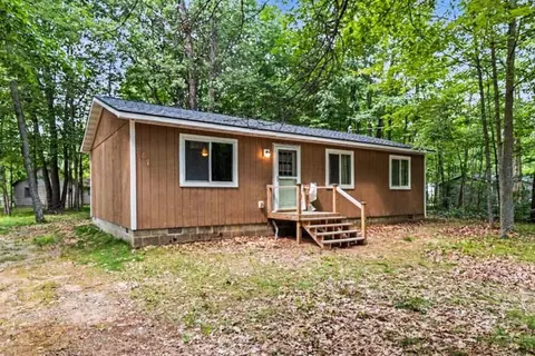 Other - 207 Dover Dr, Roscommon, MI 48653 photo 5 of 8
