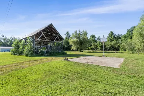 Exterior - 2054 E Levering Rd, Cheboygan, MI 49721 photo 3 of 6