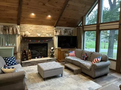 Living - 301 Pebble Ave, Roscommon, MI 48653 photo 2 of 2