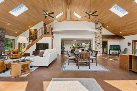 8058 Us Highway 23, Posen, MI 49776