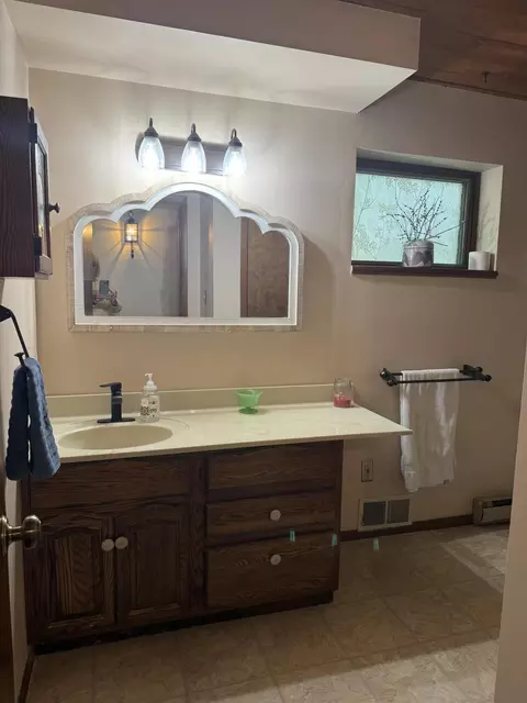 Bath - 11800 Goodfellow Dr, Frederic, MI 49733 photo 4 of 6