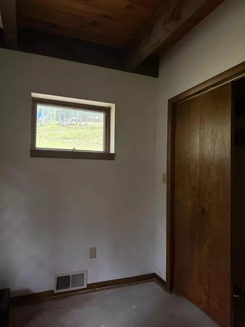 Bedroom - 11800 Goodfellow Dr, Frederic, MI 49733 photo 9 of 9