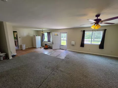 Living - 408 Spruce St, Mio, MI 48647 photo 2 of 6